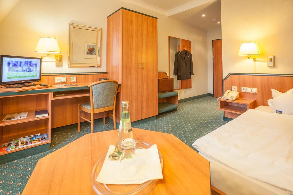 Hotel Gasthof Gose Ziegenhagen Oda fotoğraf